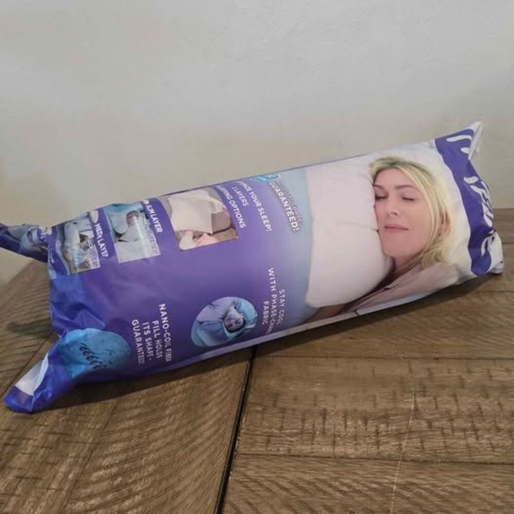 Nuzzle Cooling Adjustable Pillow Standard Size Bed Pillow New Sealed